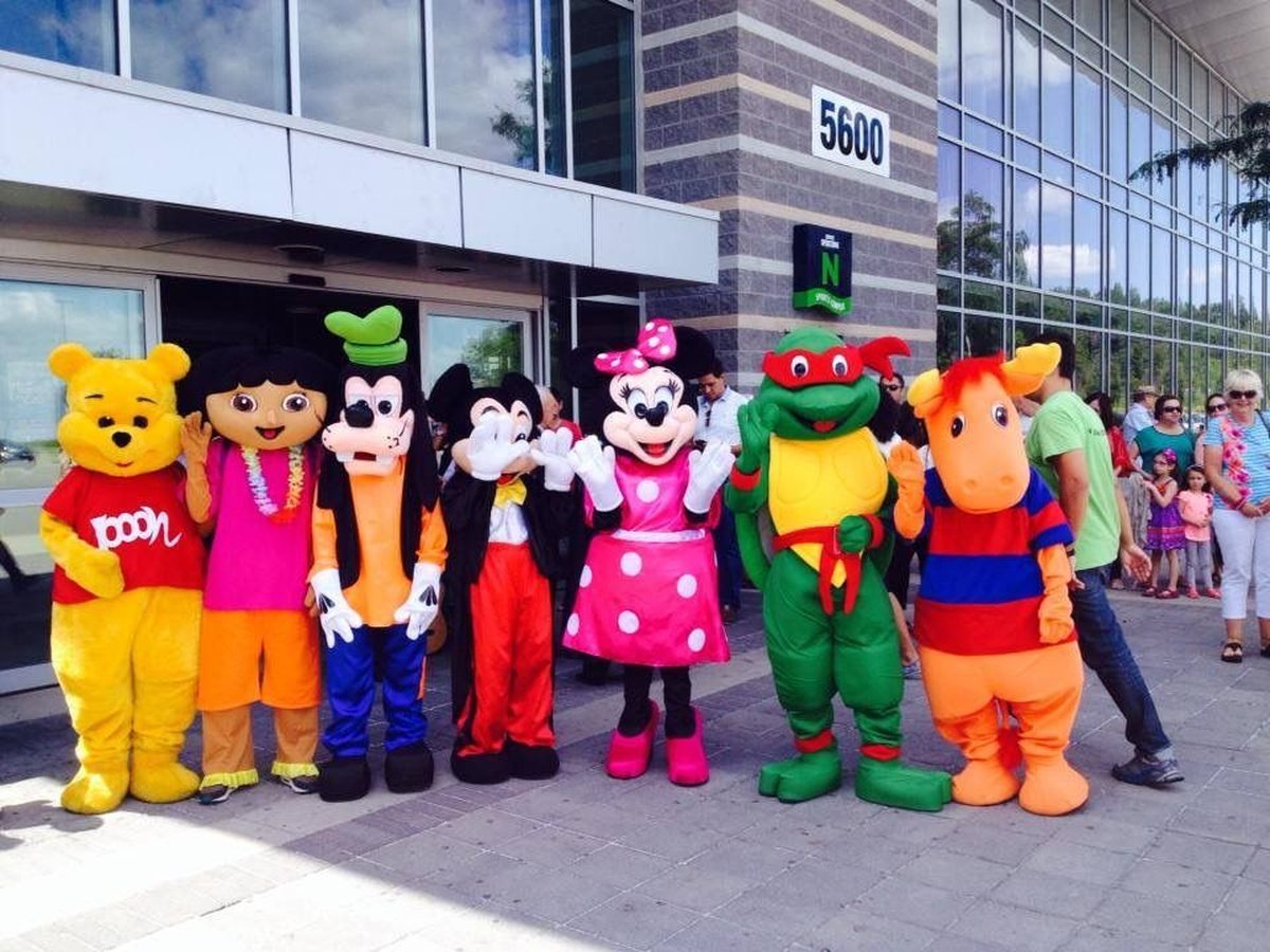 Themed Costume Mascot at a La Folie kids birthday party in Dubai